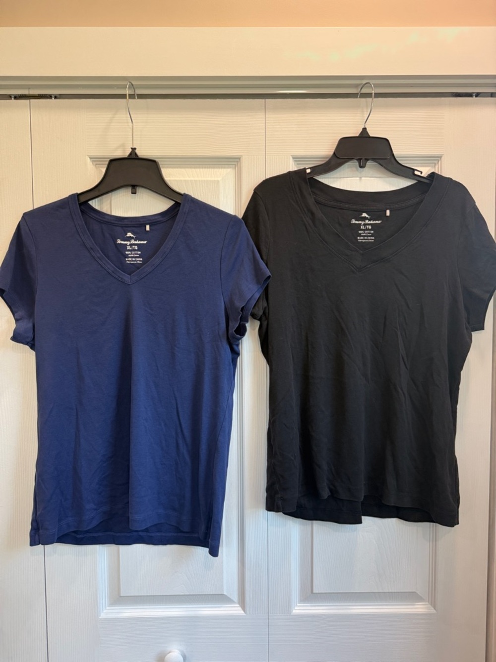 Tommy Bahama 100% cotton V-neck T-shirts in blue + black both sized XL